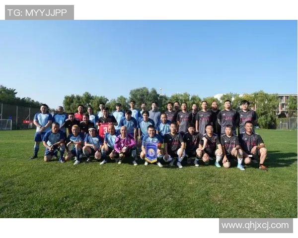 足球明星夏季训练服的时尚与功能完美结合引领运动潮流新风尚