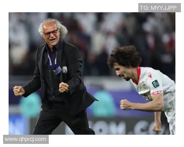 足球明星塔吉克男孩的成长故事与精彩瞬间分享