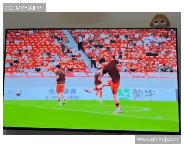 足球明星街头访谈揭秘人气背后的真实故事与球迷心声