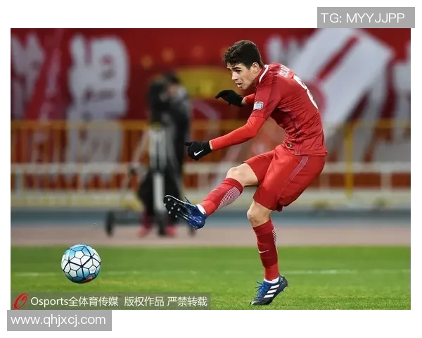 足球明星脚后跟技巧训练提升球技的秘密与方法分享